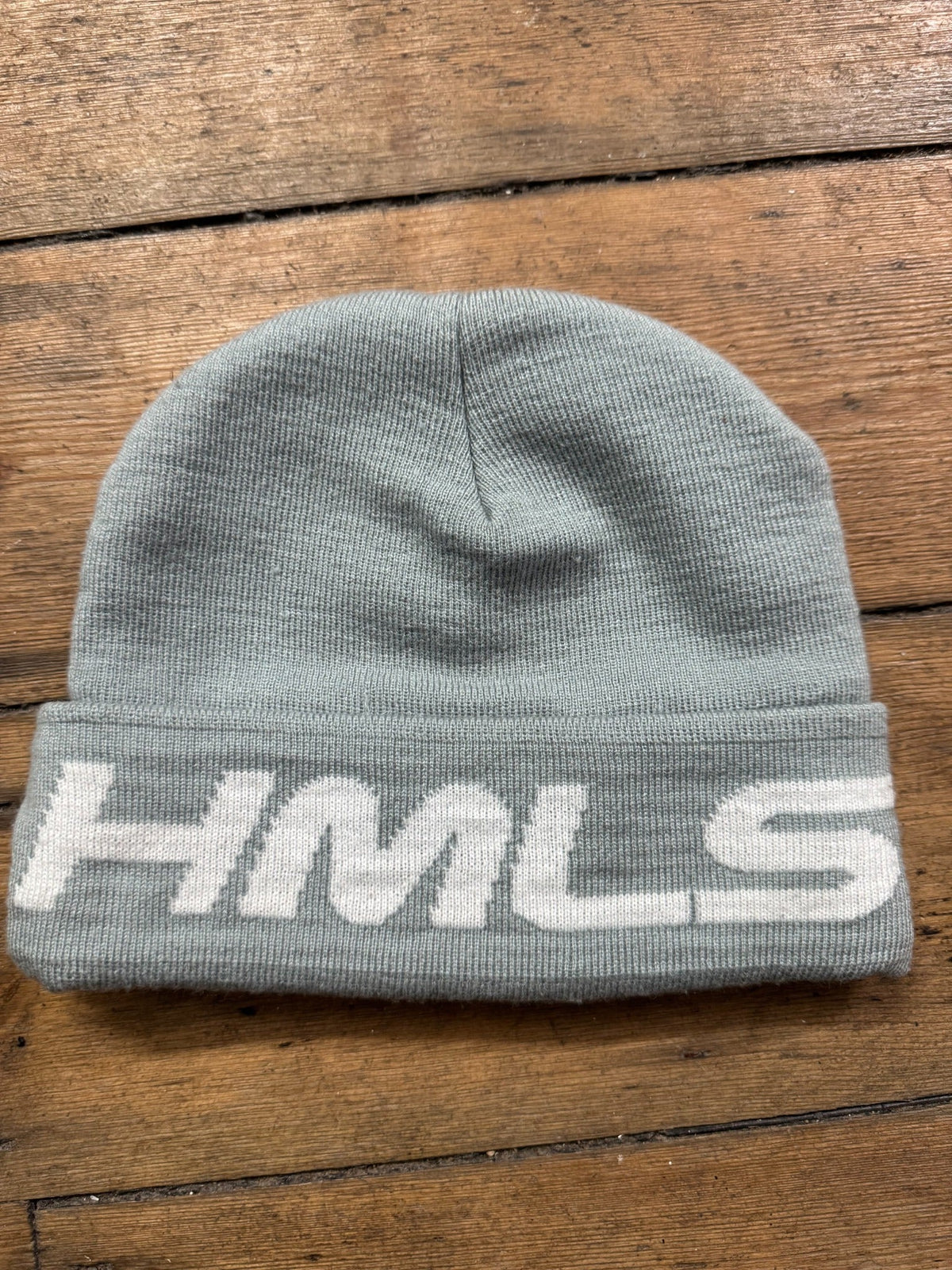 HMLSWRLD Utility Beanie – Light Grey / White